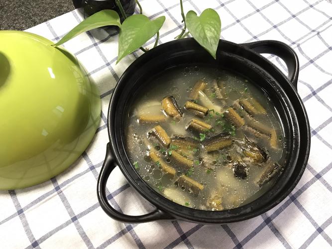 鳝鱼汤的做法？鳝鱼汤的做法最正宗的做法？